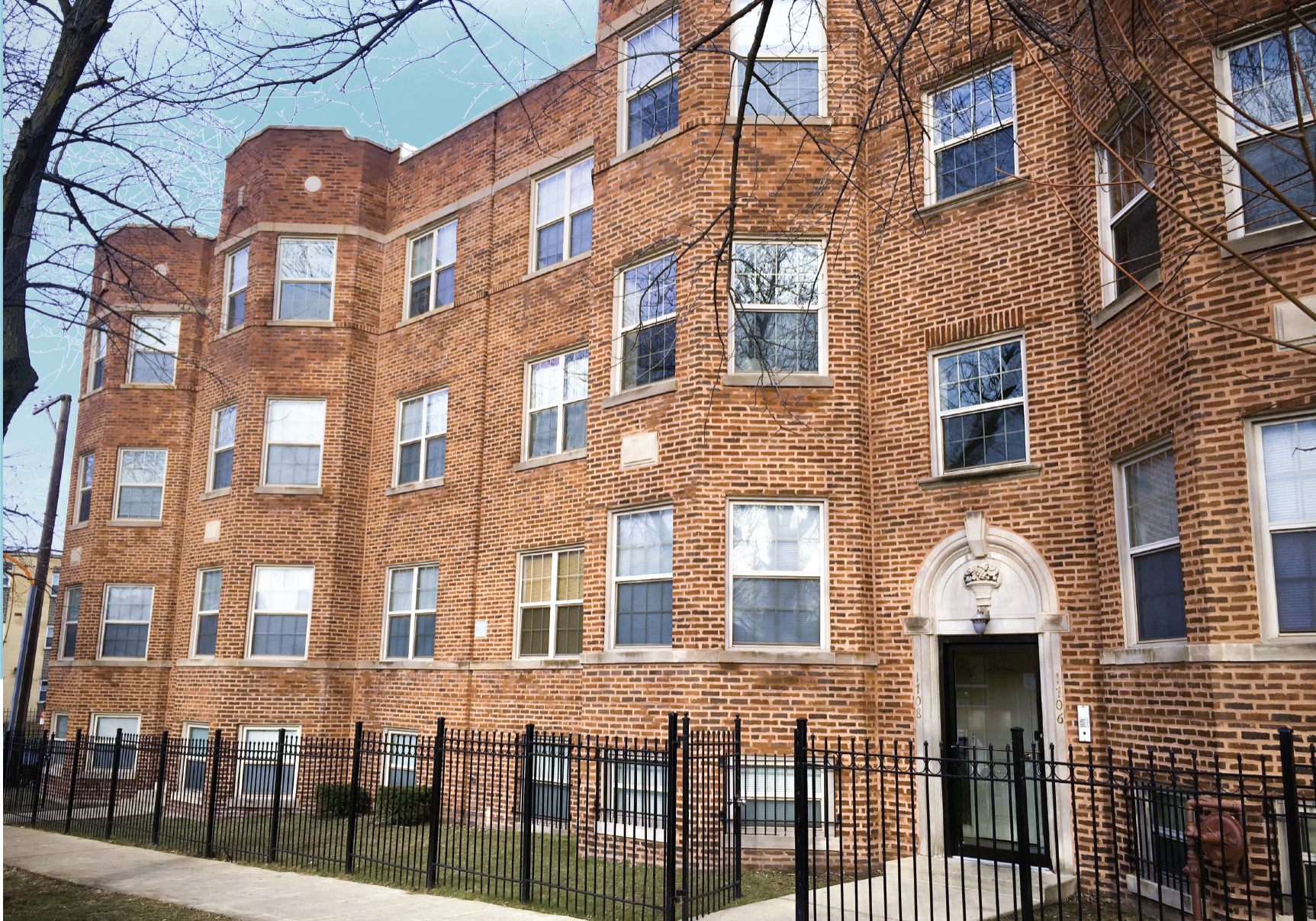 Number of Units: 12
<BR>Neighborhood: Rogers Park
